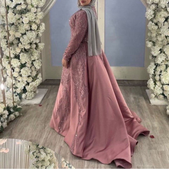 Custom made adjustable small-X-Large dress - Picture 2 of 2